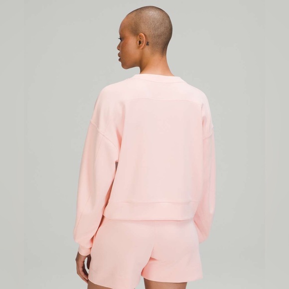 NWT Lululemon Oversized Cropped Crew 💗 - Picture 5 of 7